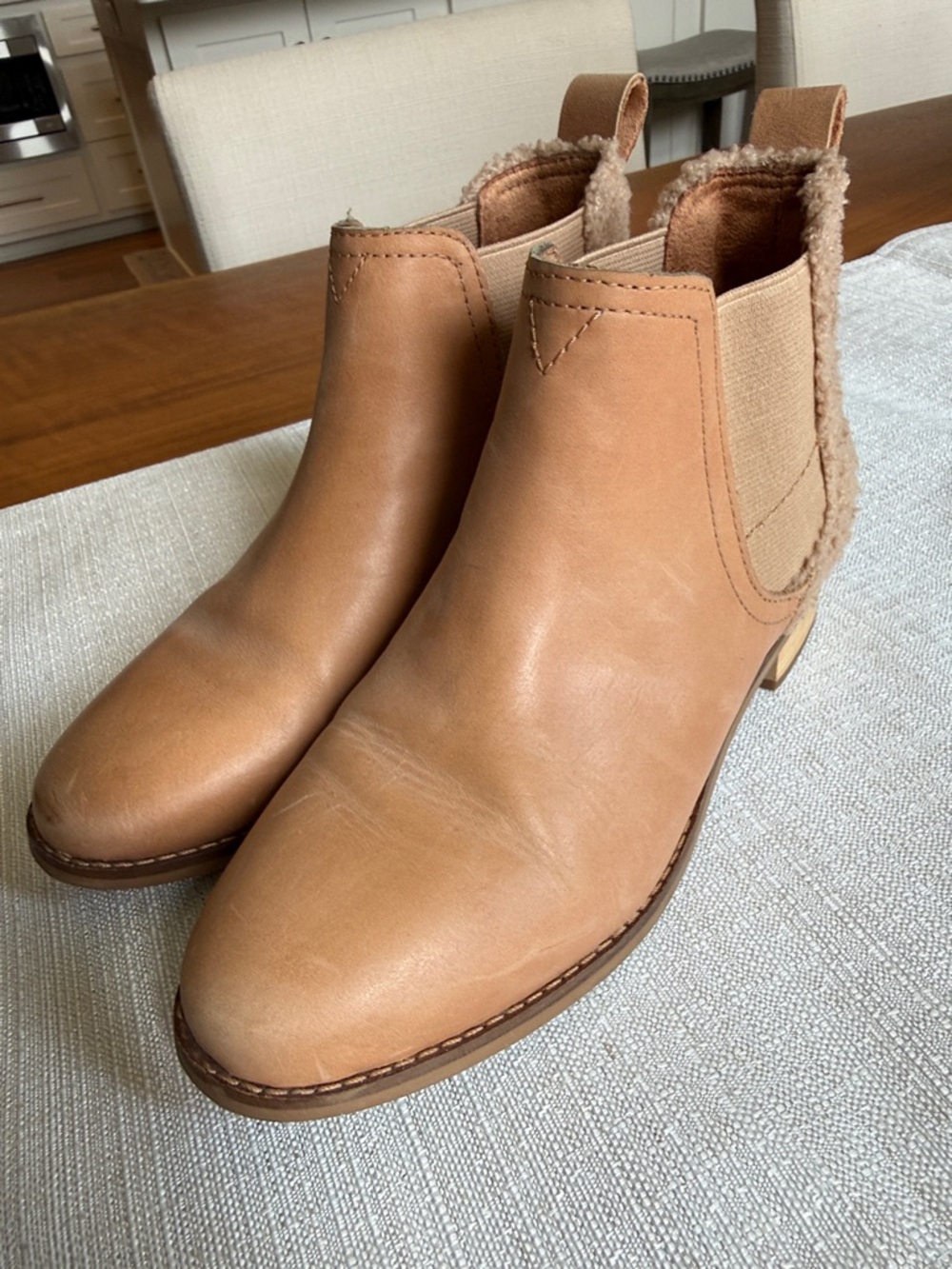 Toms Tan Women's Chelsea Booties with Shearling Trim